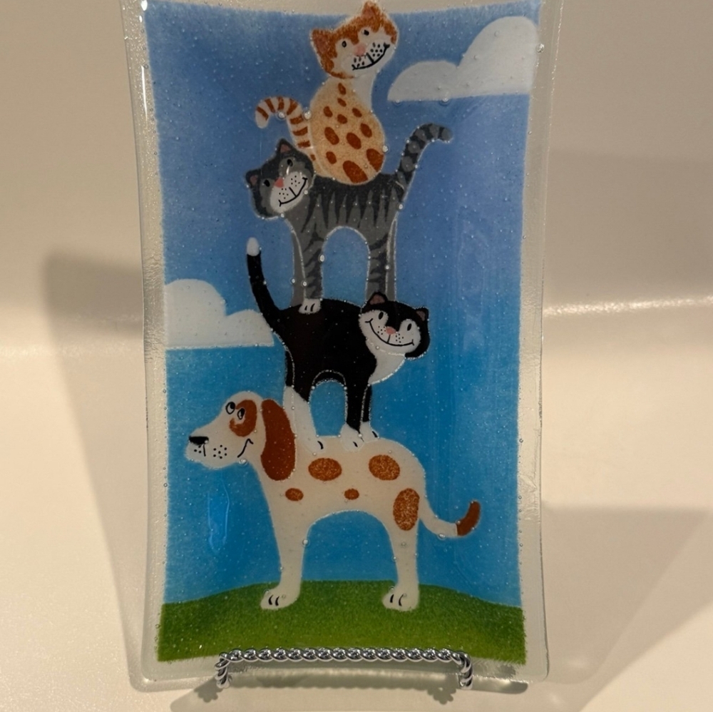 Peggy Karr's "Pet Pals" Glass Plate with 3 cats and 1 dog